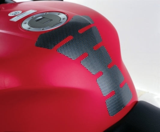 Protector depósito OXFORD Spine n Spider Extra Mince CARBON - MOTO ATELIER
